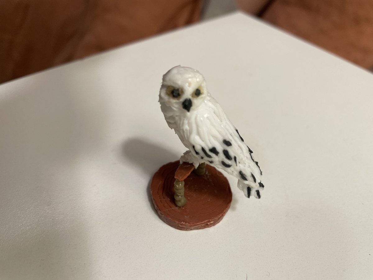 Artwork by Skyler Gallun &mdash; snowy owl, view 2